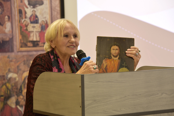 
Нязгаснае святло матчынай любові. Імпрэза да Дня маці