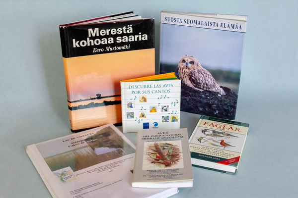 
Книги о птицах на разных языках мира
