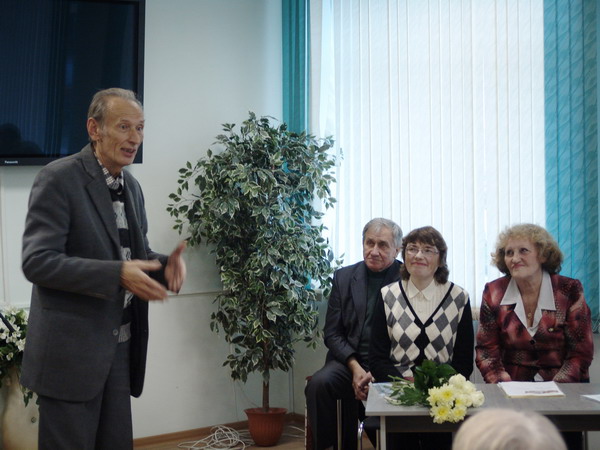 Творческий вечер Н. Сантарович