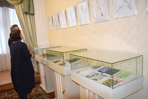 Выстава падчас творчага вечара Навума Гальпяровіча