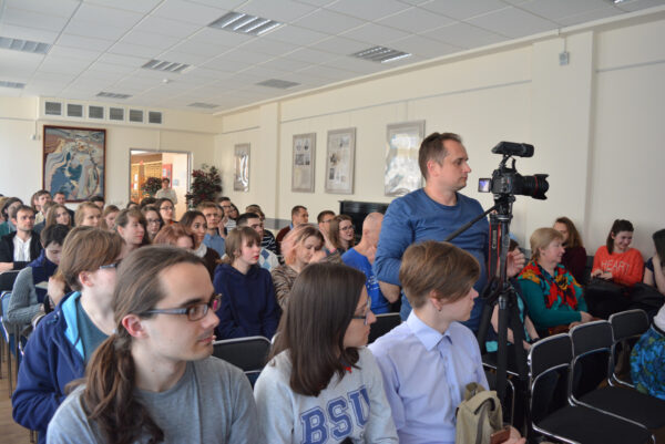 Наука вне себя: Образование вещества во Вселенной