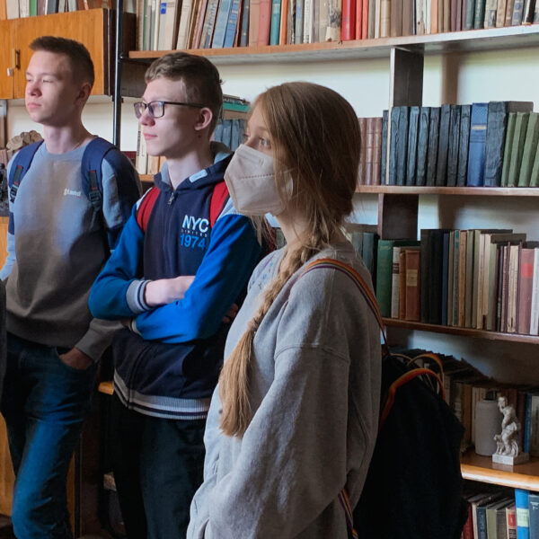 Экскурсия для учащейся молодежи «Первые шаги в науку – 2021»