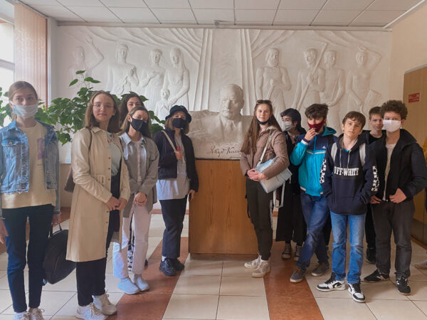 Экскурсия для учащейся молодежи «Первые шаги в науку – 2021»
