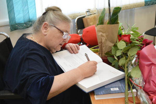 Прэзентацыя кнігі “Драўлянае хрысціянскае храмабудаўніцтва Беларусі”