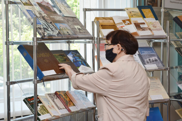 Прэзентацыя кнігі “Драўлянае хрысціянскае храмабудаўніцтва Беларусі”