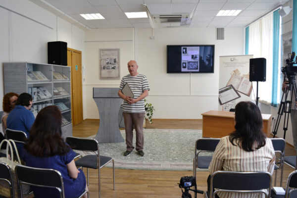 Выстава “Нас разлучыў няўмольны лёс…”, прысвечаная Юрыю Міцкевічу