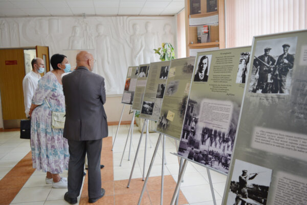 Выстава “Нас разлучыў няўмольны лёс…”, прысвечаная Юрыю Міцкевічу