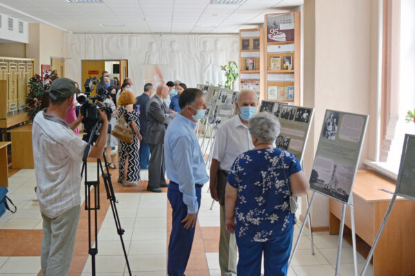 Выстава “Нас разлучыў няўмольны лёс…”, прысвечаная Юрыю Міцкевічу