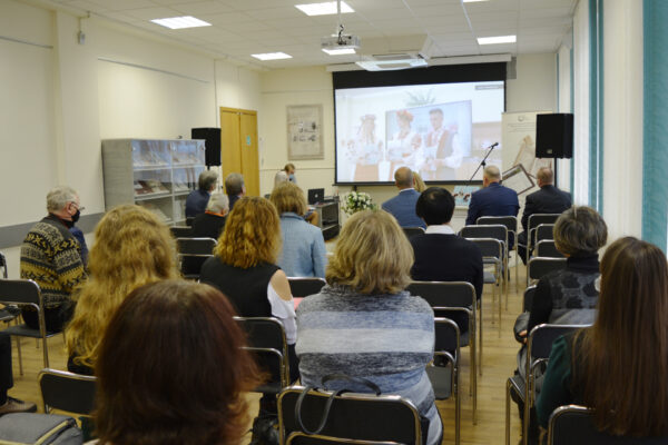 Прэзентацыя зборніка “Акрыленыя родным словам”