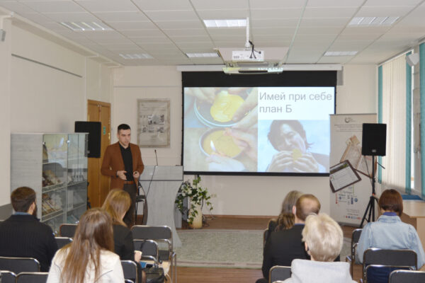 Заседание-тренинг для финалистов проекта «100 идей для Беларуси»