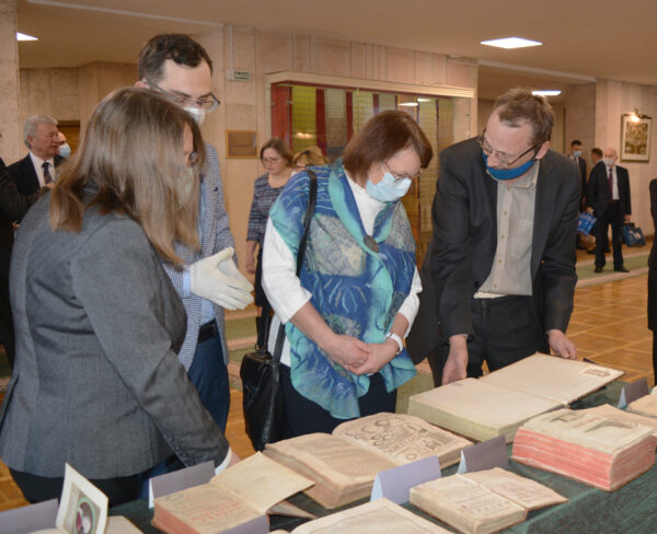 Выставка «100 гадоў беларускай акадэмічнай навукі»