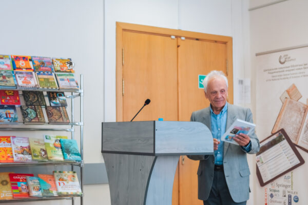 Дыялогавая пляцоўка «Беларускія пісьменнікі – дзецям»