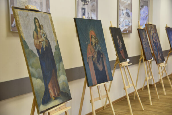 Нязгаснае святло матчынай любові. Імпрэза да Дня маці