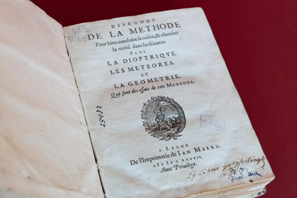 Выданне Рэнэ Дэкарта “Discours sur la methode” 1637 г.