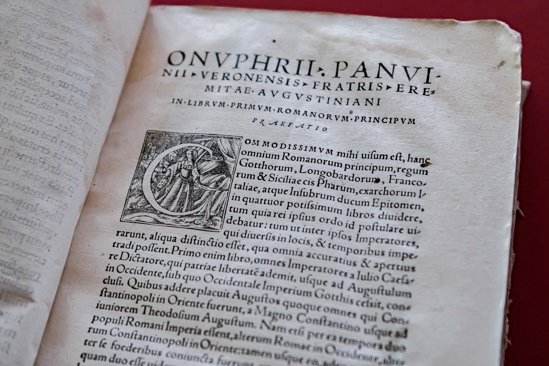 «Romanorum principum et eorum quorum maxima in Italia imperia everunt»