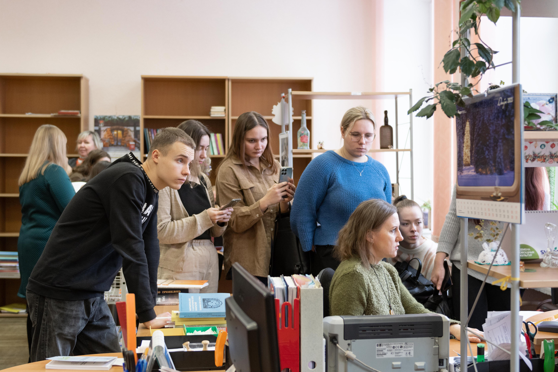 Экскурсия для студентов заочной формы получения образования ФИДК БГУКи