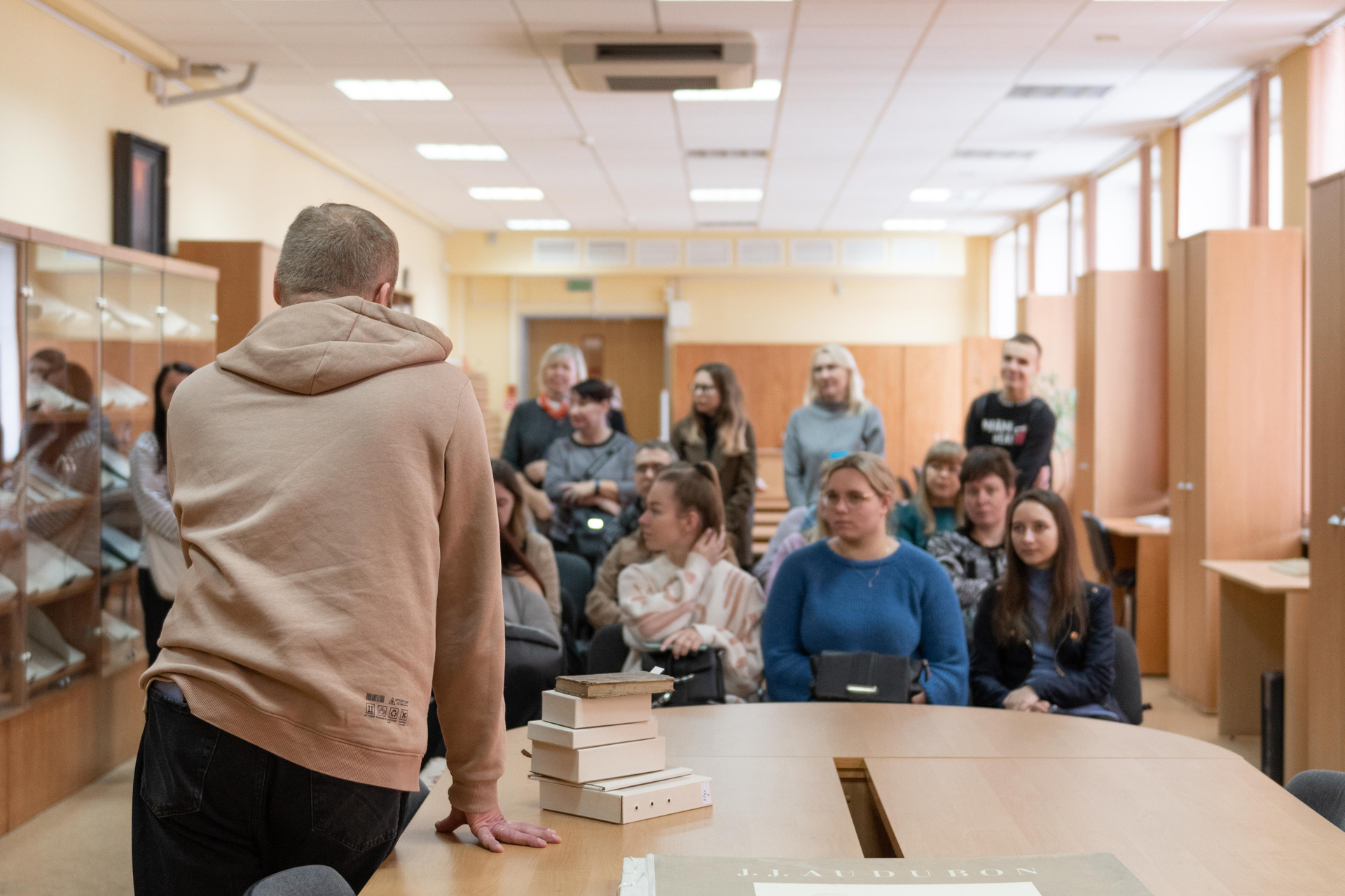 Экскурсия для студентов заочной формы получения образования ФИДК БГУКи