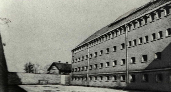 Тюрьма в городе Вронки, где находился в заключении Я. Миско