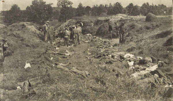 Альбом фотографий “Памятки войны 1914–1917 гг.” подпоручика В. Павлюковского.