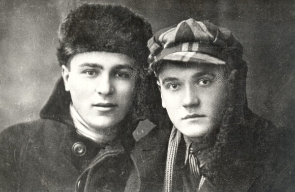 С. Дорожный и М. Лужанин. 1928 г.