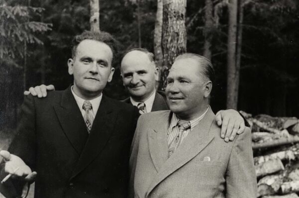 М. Машара с Я. Брылем и И. Шараховским. 1960-е гг.