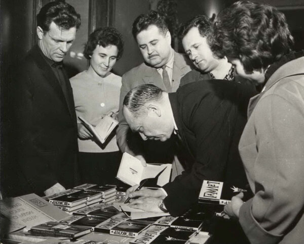 На вечере, посвященном 400-летию У. Шекспира. 1964 г.