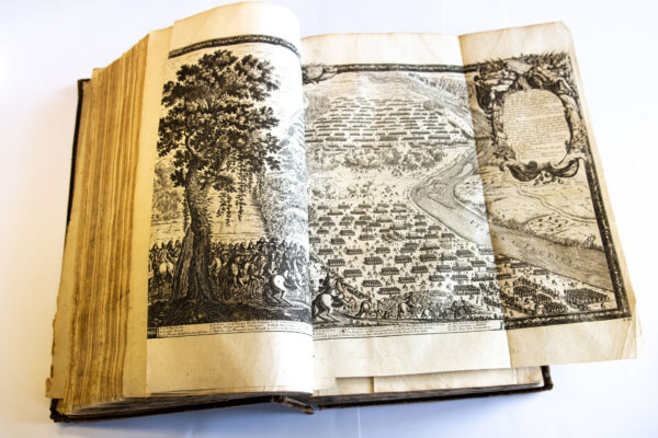 Издание на немецком языке Самуэля фон Пуфендорфа (1632 – 1694)