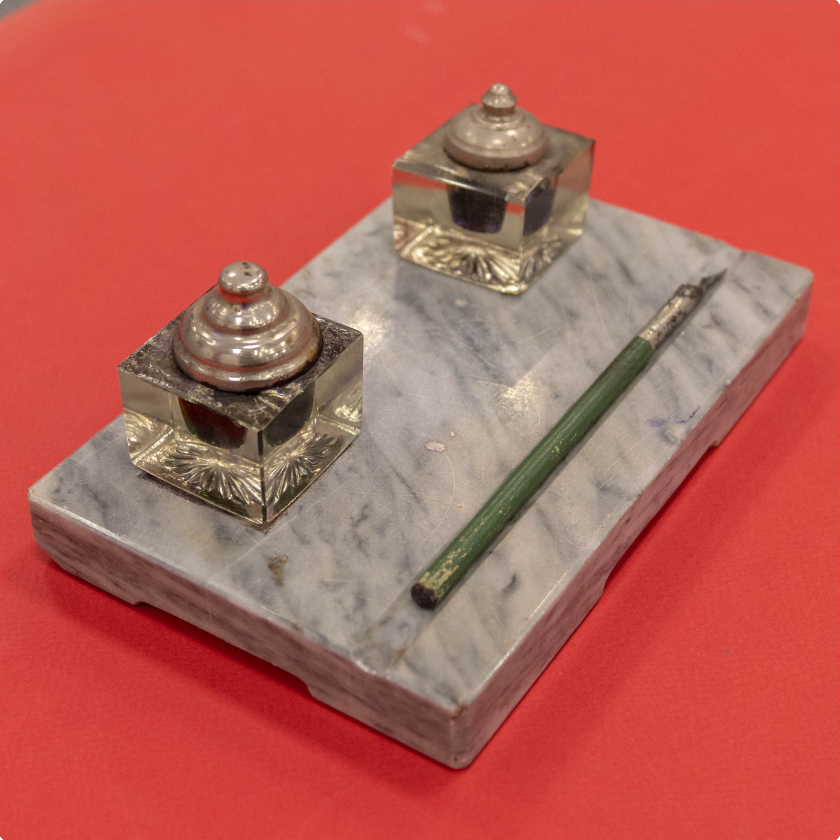 Письменные принадлежности и рукописи академика В.Н. Перцева (1877–1960)