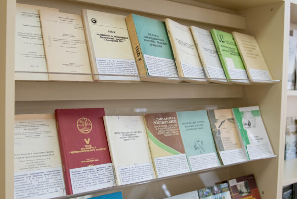 Выставка «К 75-летию члена-корреспондента В.П. Семенченко»