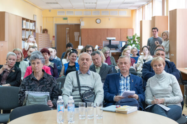 Выстава да юбілею Мікалая Мікалаевіча Шчакаціхіна